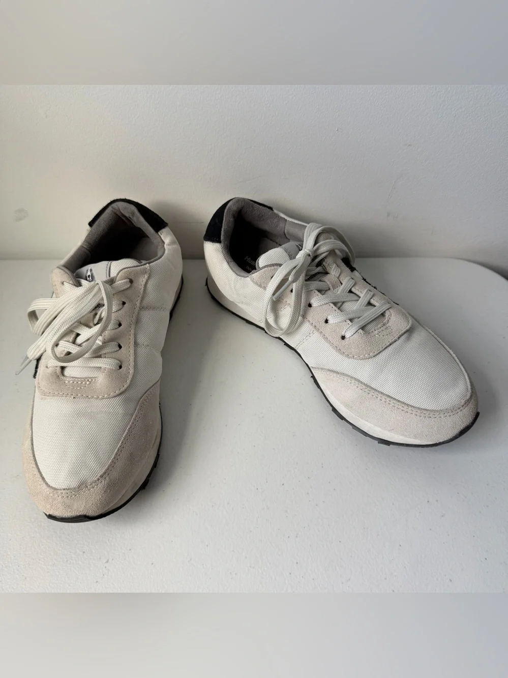 Hush Puppies Seventy8 Sneaker White & Black Size 8 Retro Style 70s 80s